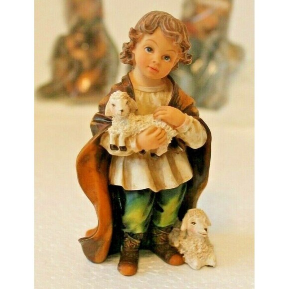 Nativity Set Childs Vintage 8 Pc 4 Inch Figurines Pacific Rim W/ Box Christmas - Picture 6 of 12